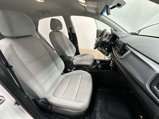 Used 2018 Kia Rio S image 19