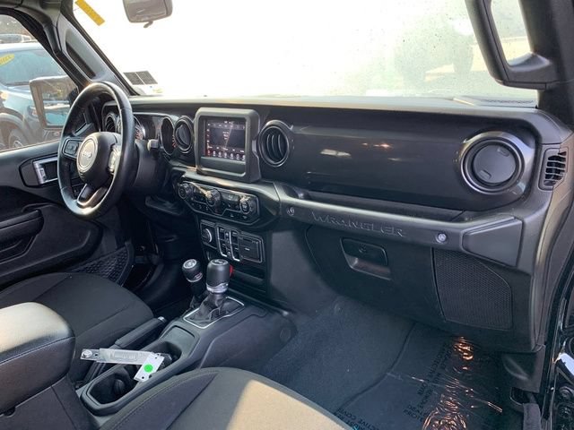 Used 2022 Jeep Wrangler Unlimited Sport AWD/4WD image 12