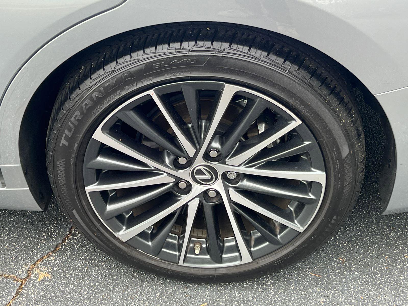 Certified 2025 Lexus ES 300h w/ Premium Package image 21