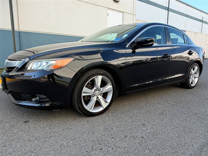 Used 2013 Acura ILX w/ Premium Package FWD image 3