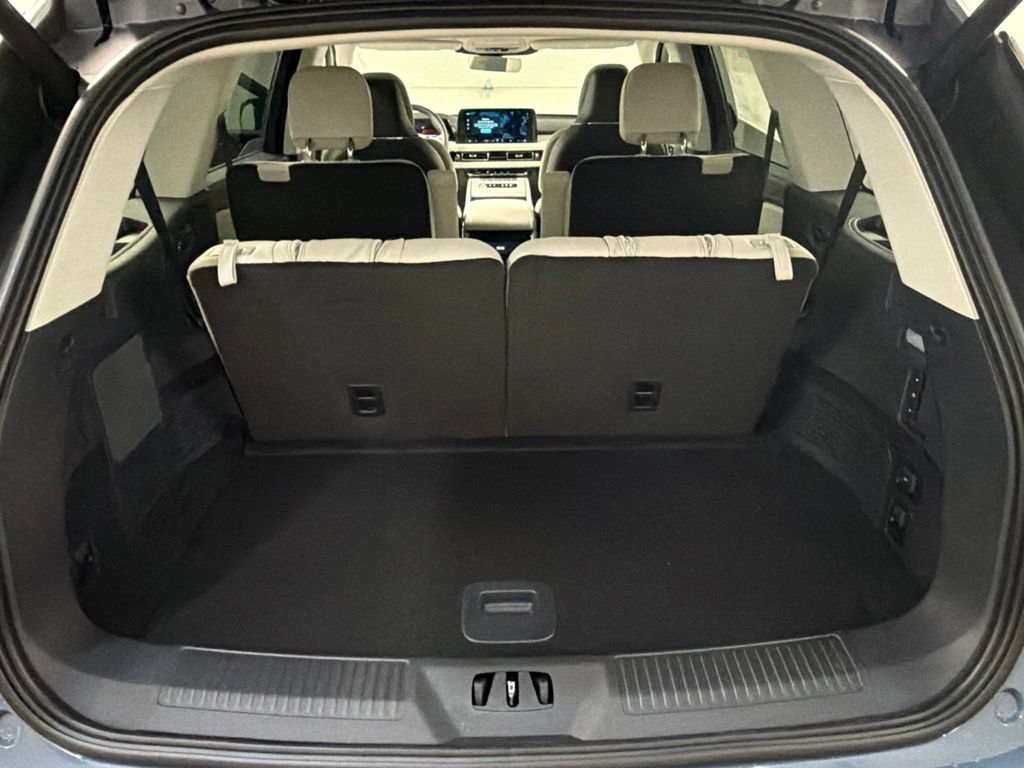 New 2026 Lincoln Aviator Reserve AWD/4WD image 38