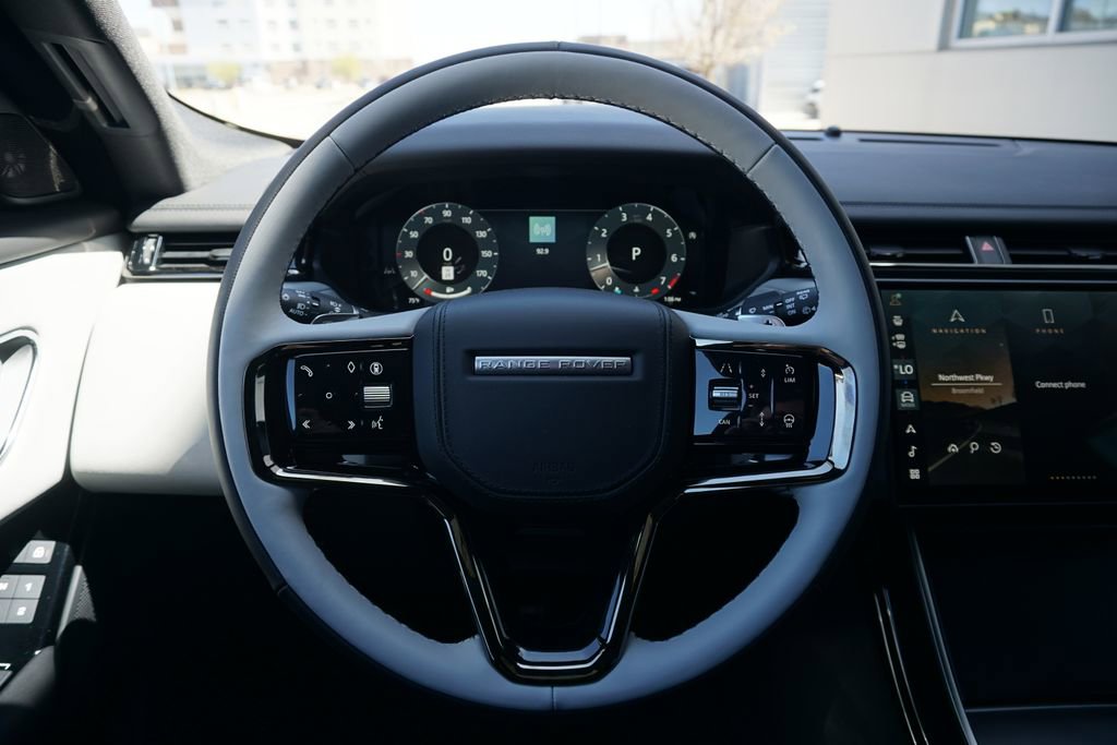 New 2026 Land Rover Range Rover Velar Dynamic SE image 9
