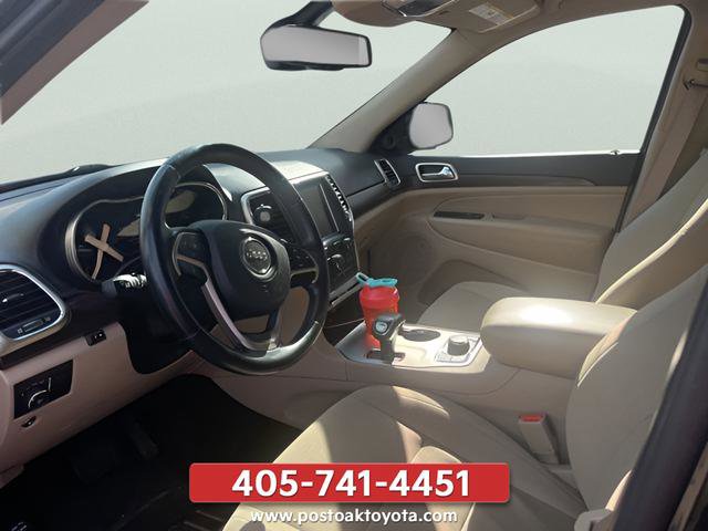 Used 2014 Jeep Grand Cherokee Laredo w/ 18" Wheel & 8.4" Radio Group AWD/4WD image 8