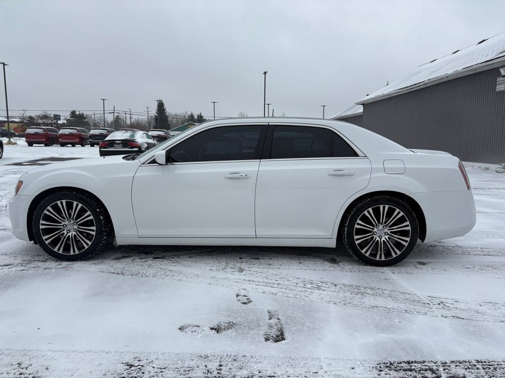 Used 2013 Chrysler 300 S video 2