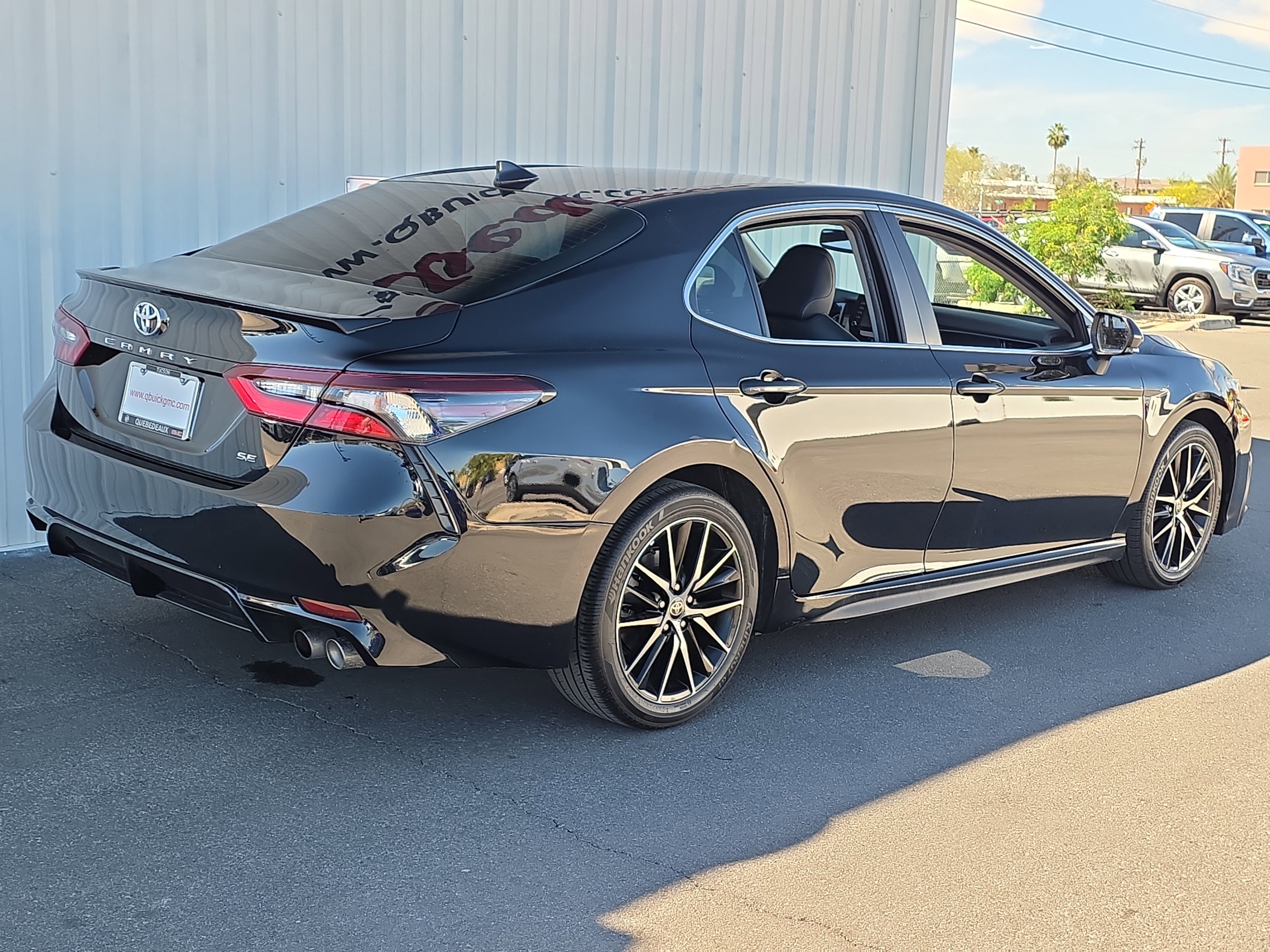 Used 2024 Toyota Camry SE w/ Convenience Package image 7