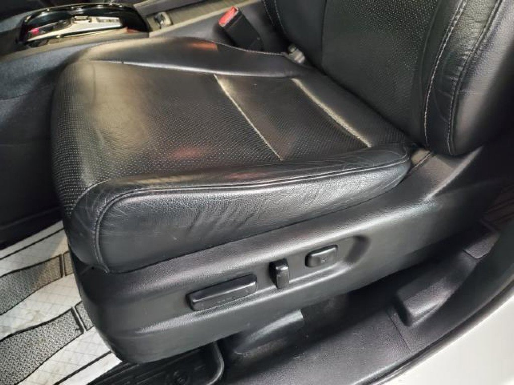 Used 2017 Honda Pilot Touring image 18