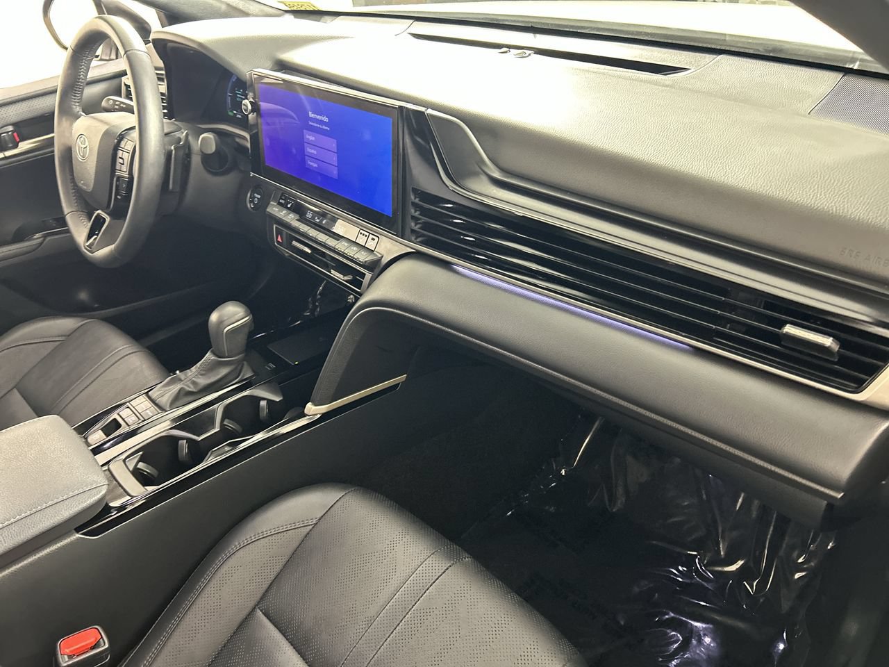 Used 2025 Toyota Camry XSE FWD image 27