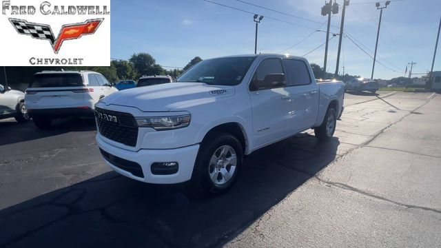 Used 2025 RAM 1500 Big Horn AWD/4WD image 4