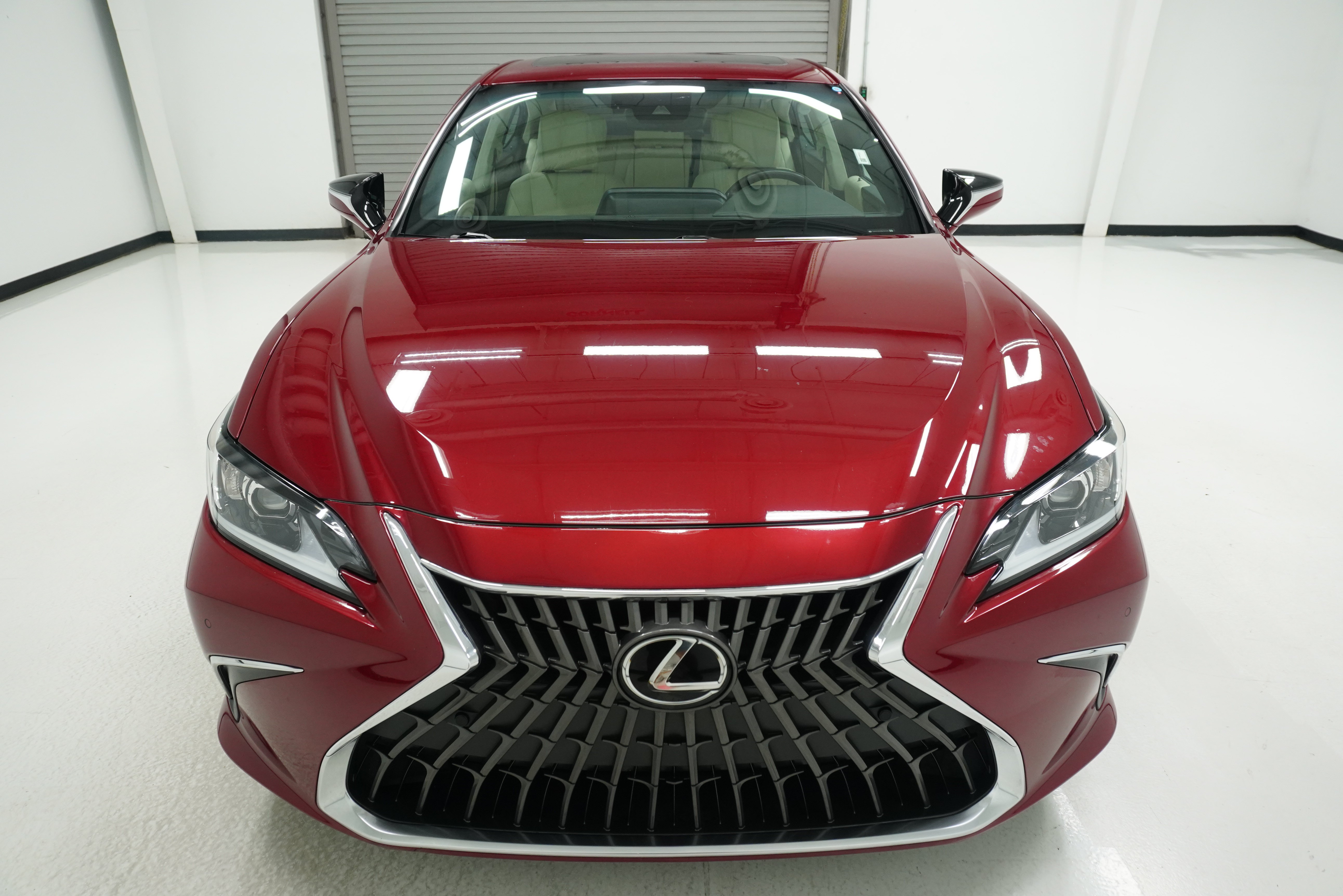 Used 2022 Lexus ES 350 w/ Premium Package FWD image 2