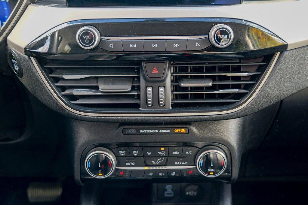 Used 2022 Ford Escape SEL w/ Technology Package image 45