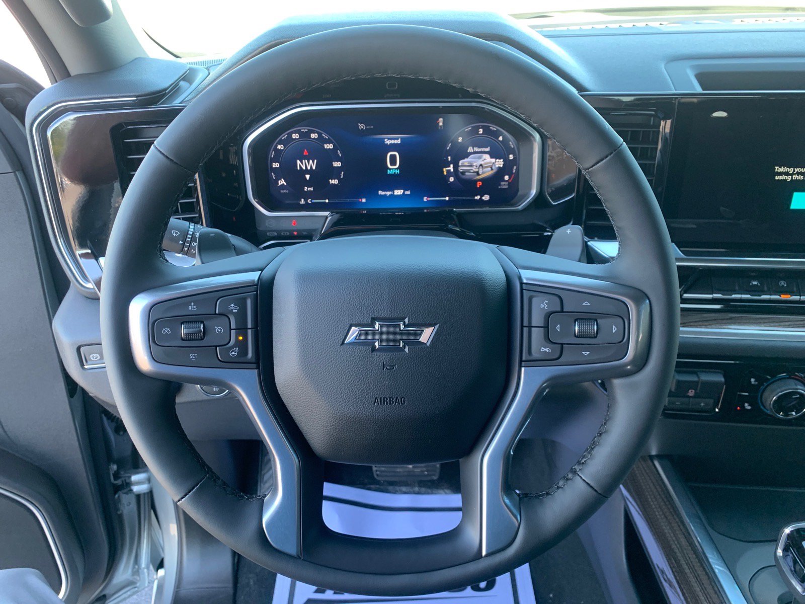 New 2026 Chevrolet Silverado 1500 RST w/ LPO, Dark Essentials Package AWD/4WD image 9