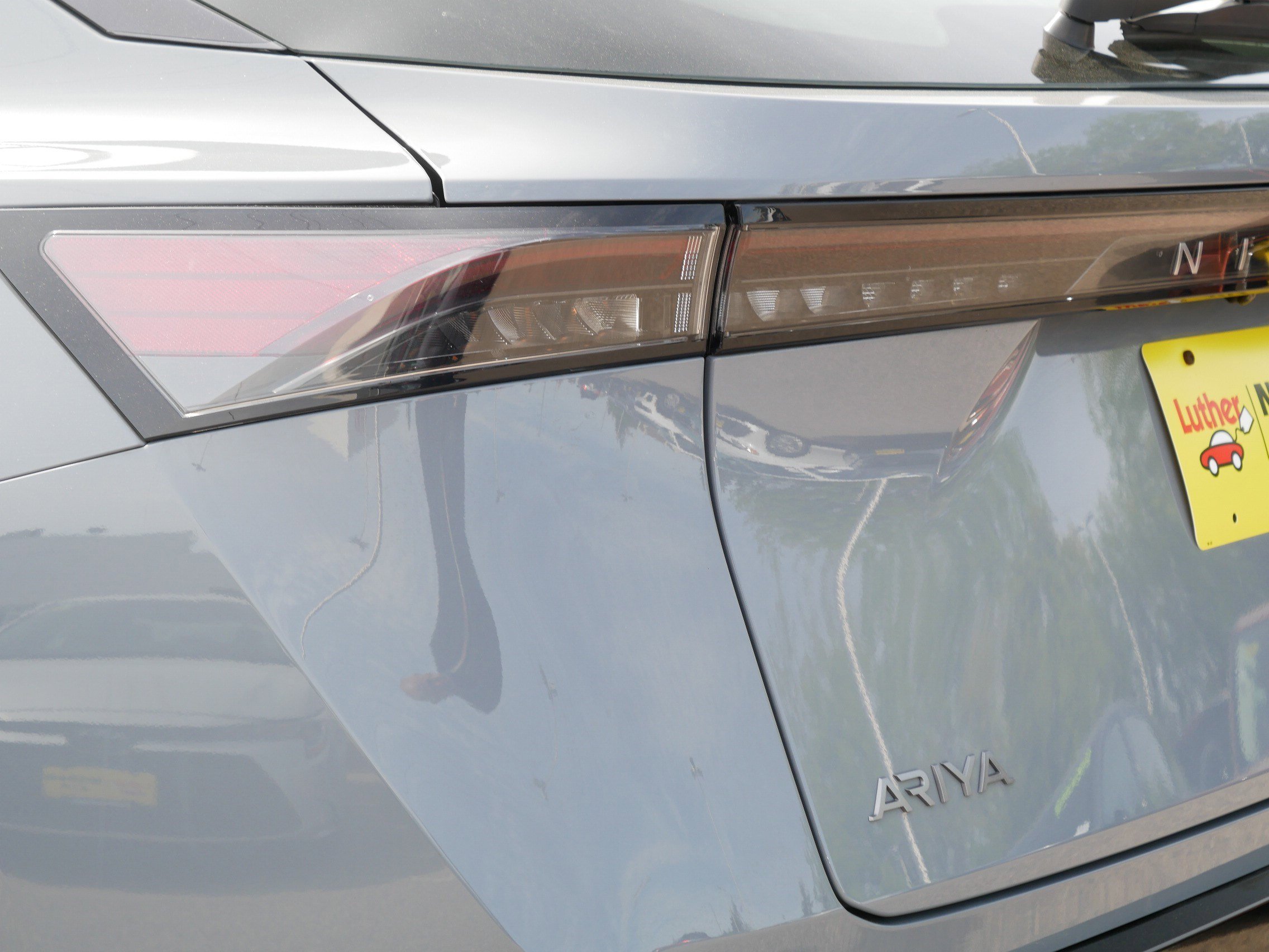 Certified 2023 Nissan Ariya AWD/4WD image 17