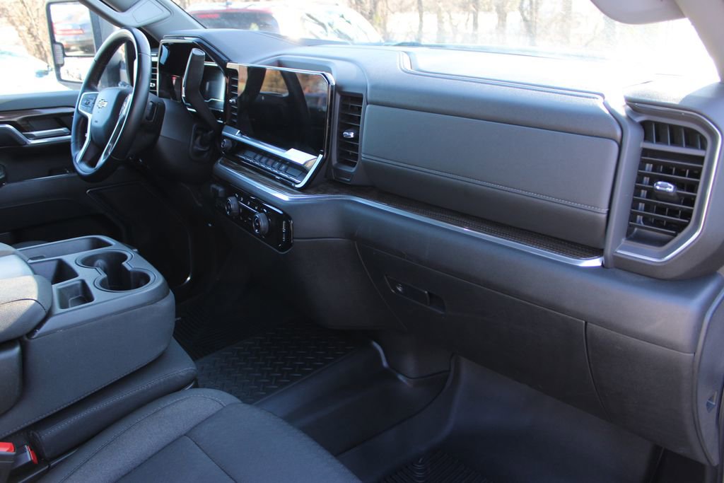 Used 2024 Chevrolet Silverado 2500 LT image 49