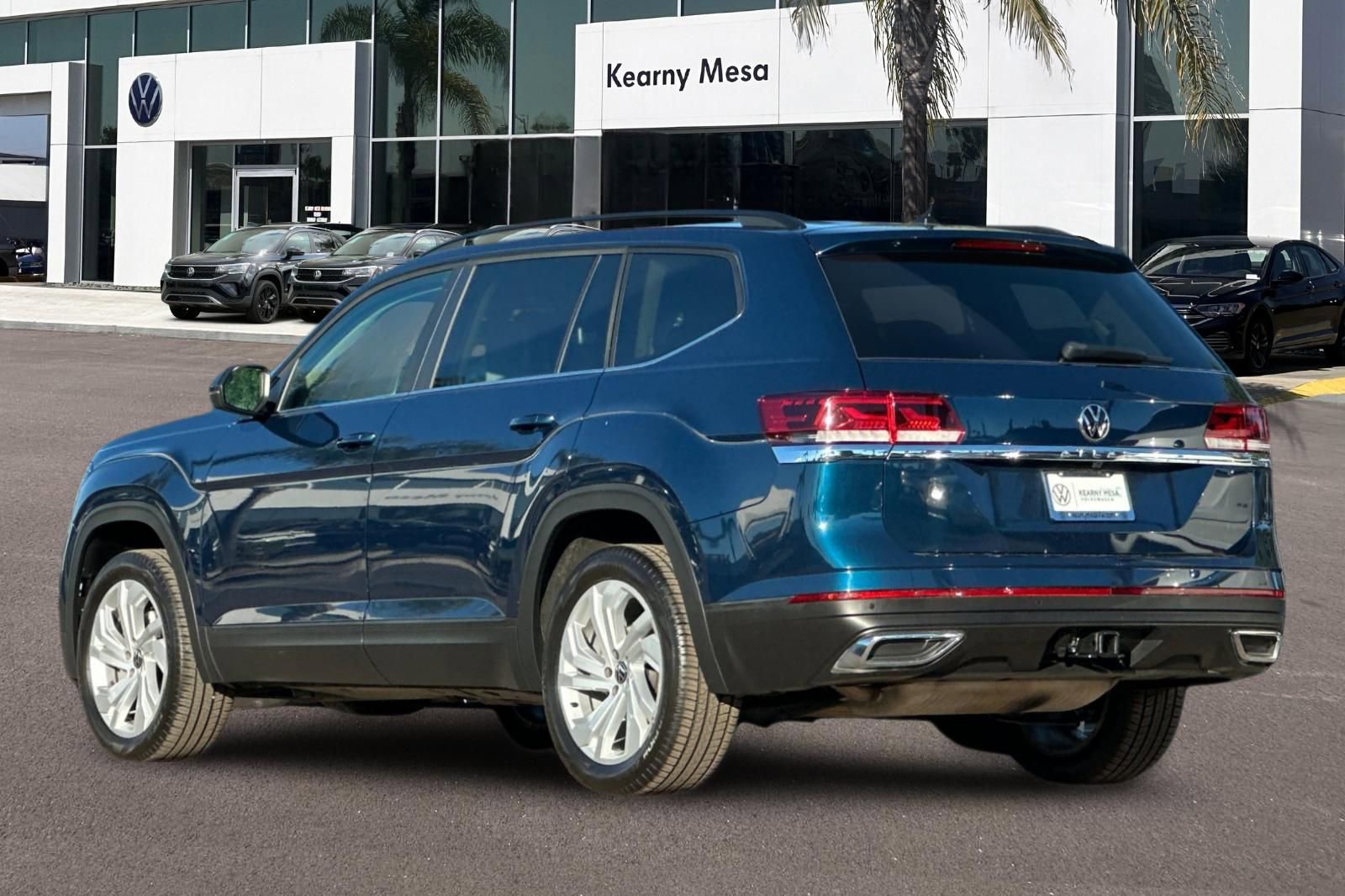 Used 2023 Volkswagen Atlas SE image 6