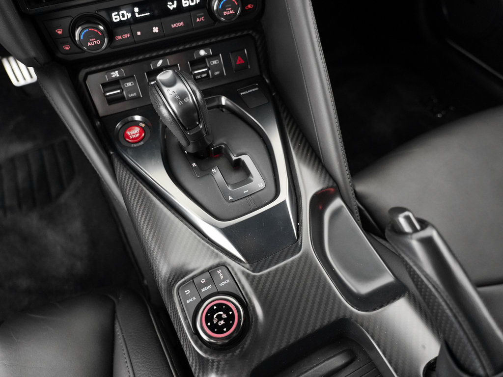 Used 2024 Nissan GT-R Premium w/ Premium Interior Package AWD/4WD image 23