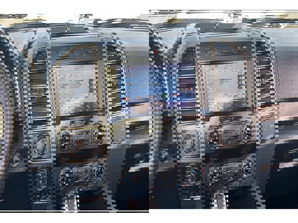 Used 2019 Ford F150 Raptor w/ Equipment Group 802A Luxury image 7