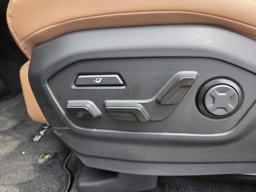 New 2027 Hyundai Santa Fe Calligraphy FWD image 20