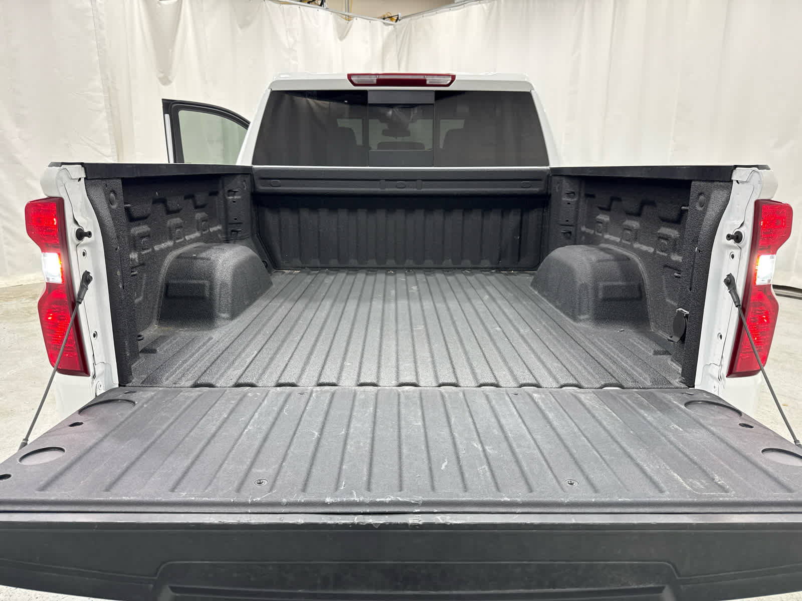 Certified 2025 Chevrolet Silverado 1500 LT w/ All Star Edition Plus AWD/4WD image 8
