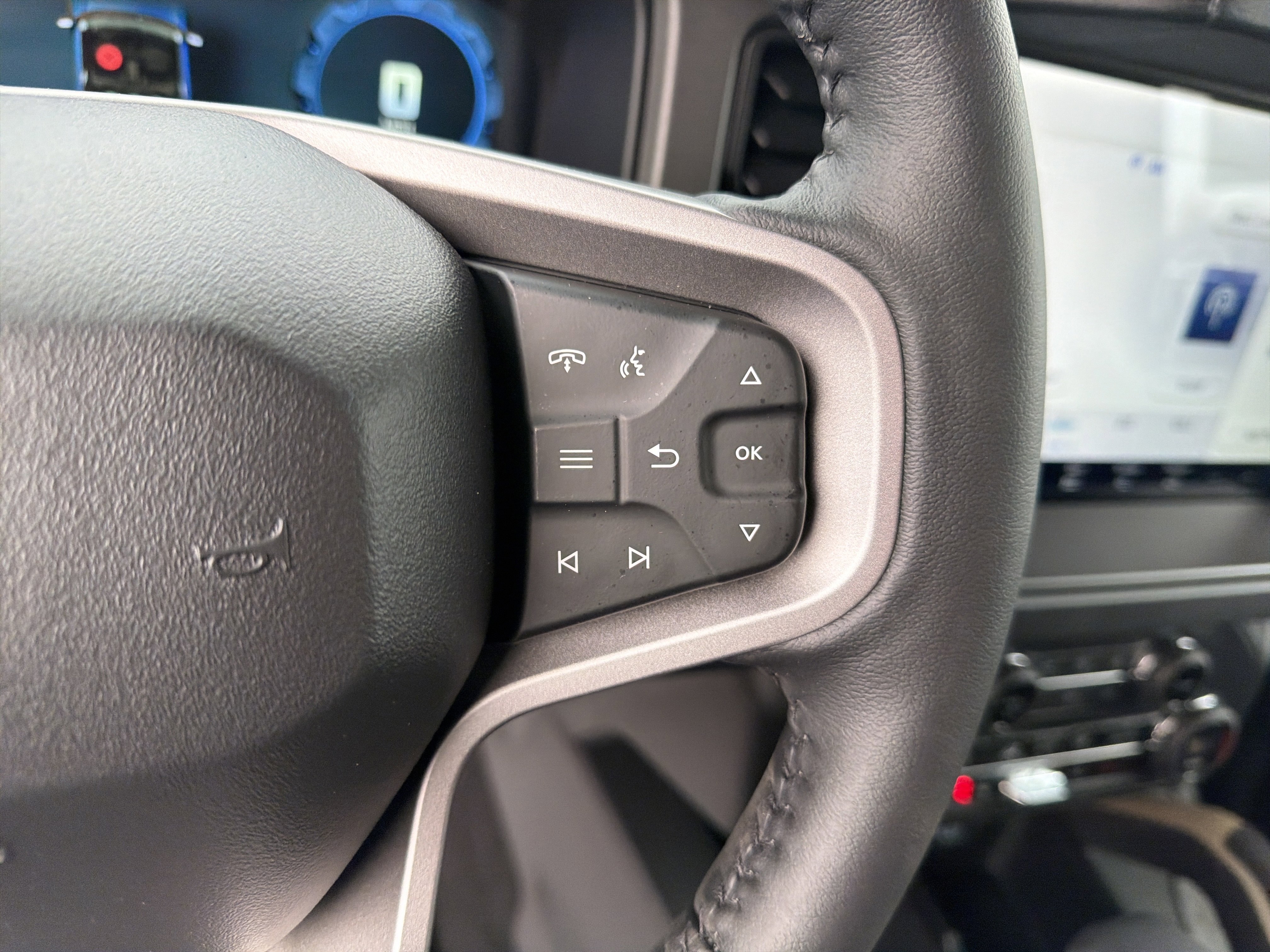 New 2025 Ford Bronco Badlands image 20