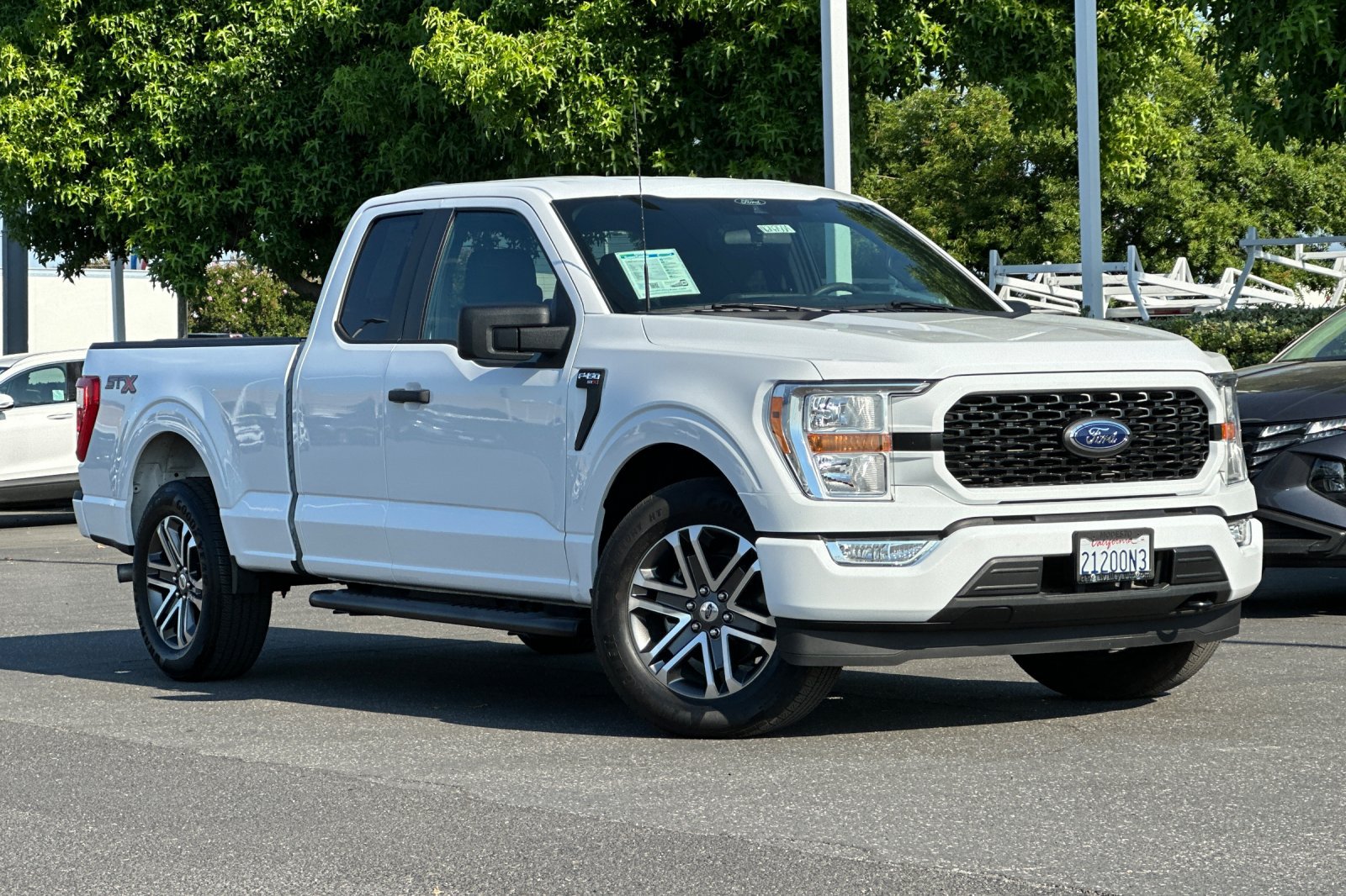 Used 2022 Ford F150 XL w/ STX Appearance Package RWD image 2