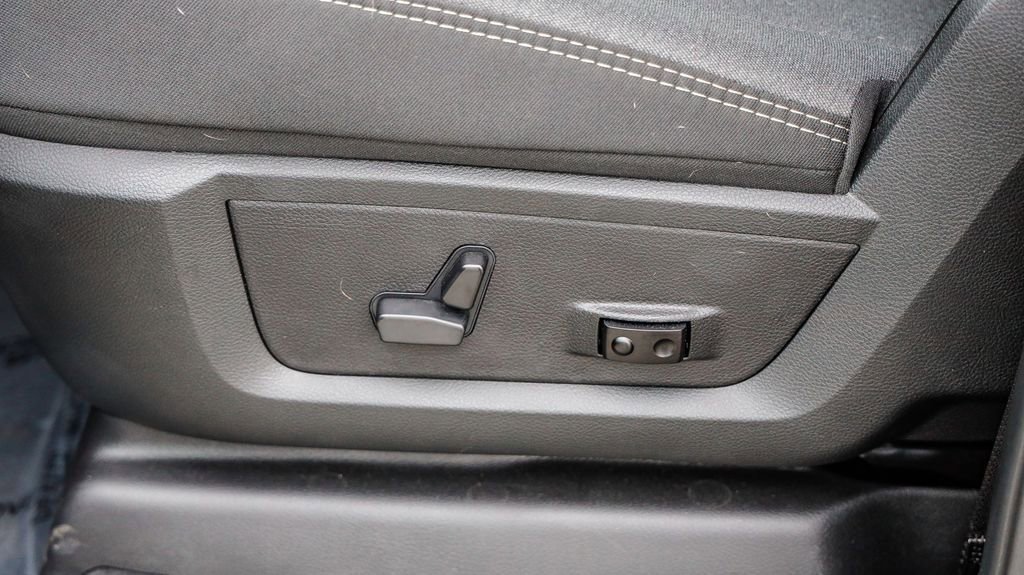 New 2024 RAM 3500 Big Horn w/ Night Edition image 22