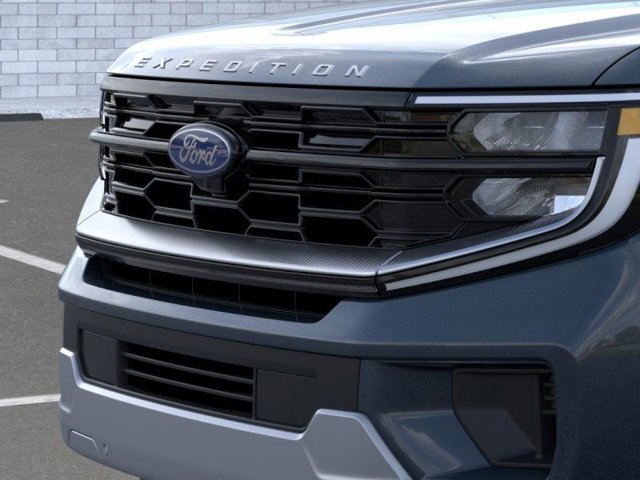 New 2025 Ford Expedition Max Platinum w/ Driver's Package image 17