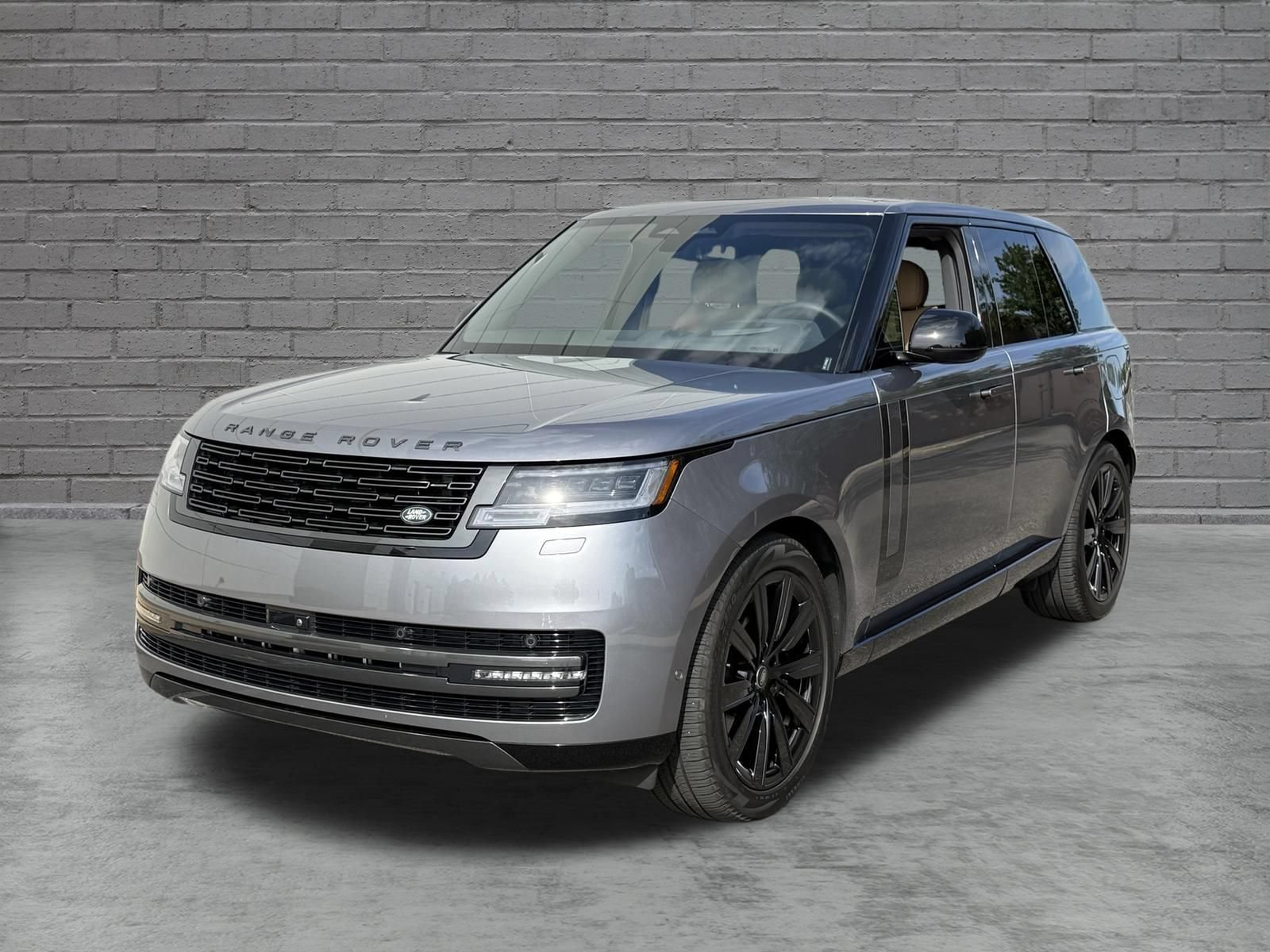 Used 2025 Land Rover Range Rover SE AWD/4WD image 1