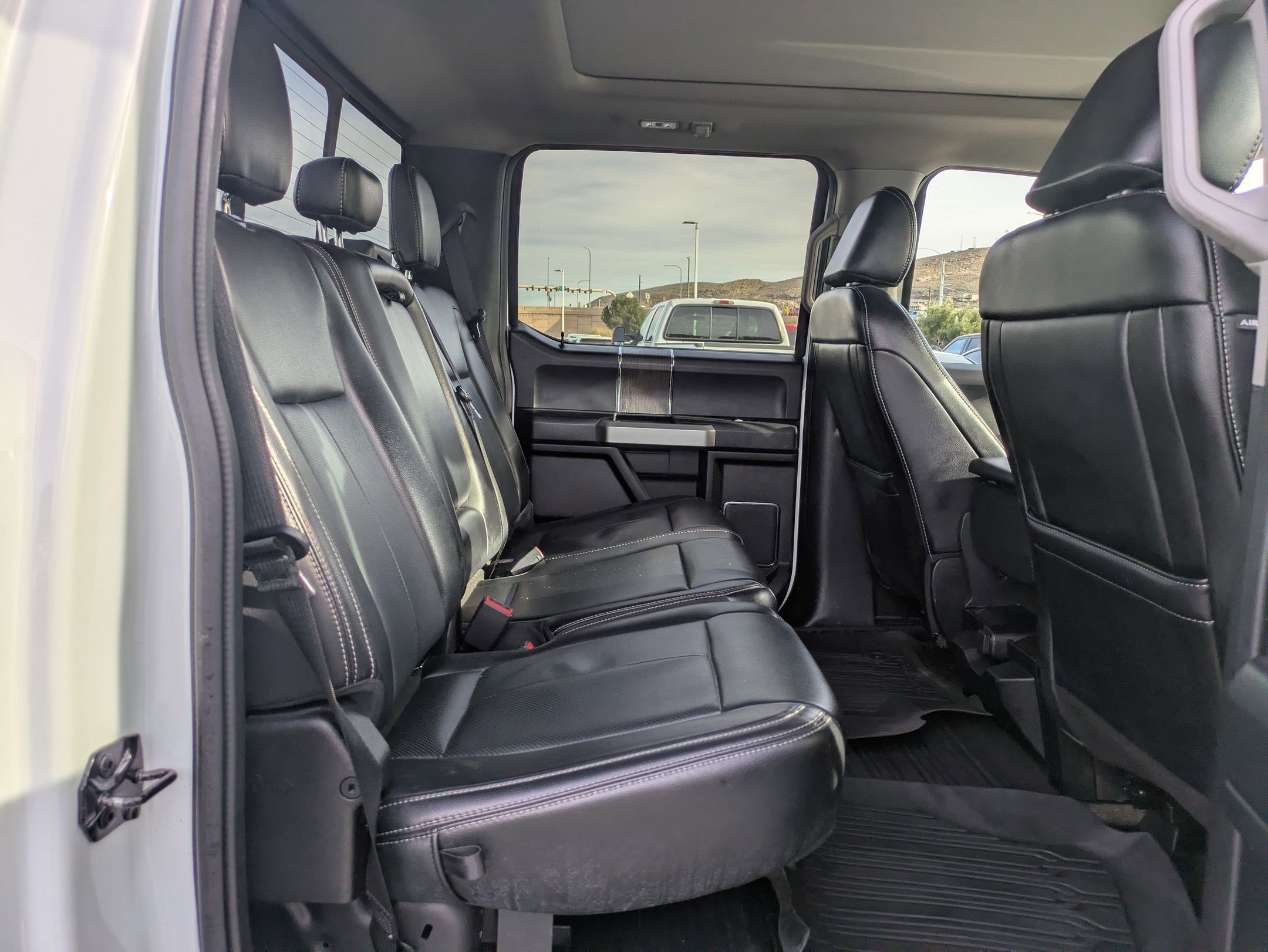 Used 2021 Ford F350 Lariat w/ Lariat Ultimate Package image 31