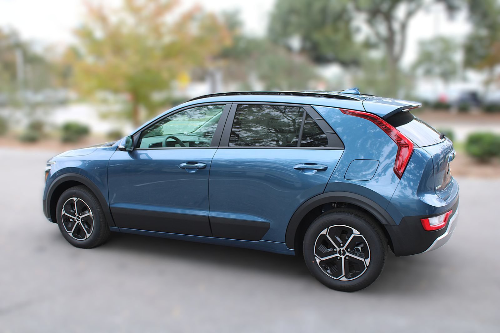 New 2026 Kia Niro EX FWD image 12