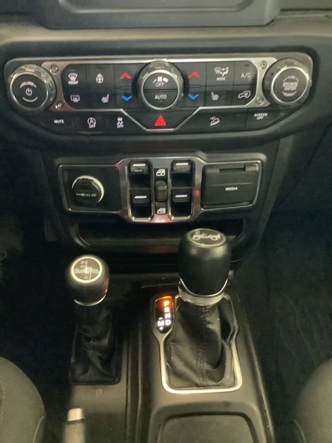 Certified 2019 Jeep Wrangler Unlimited Sport S AWD/4WD image 15