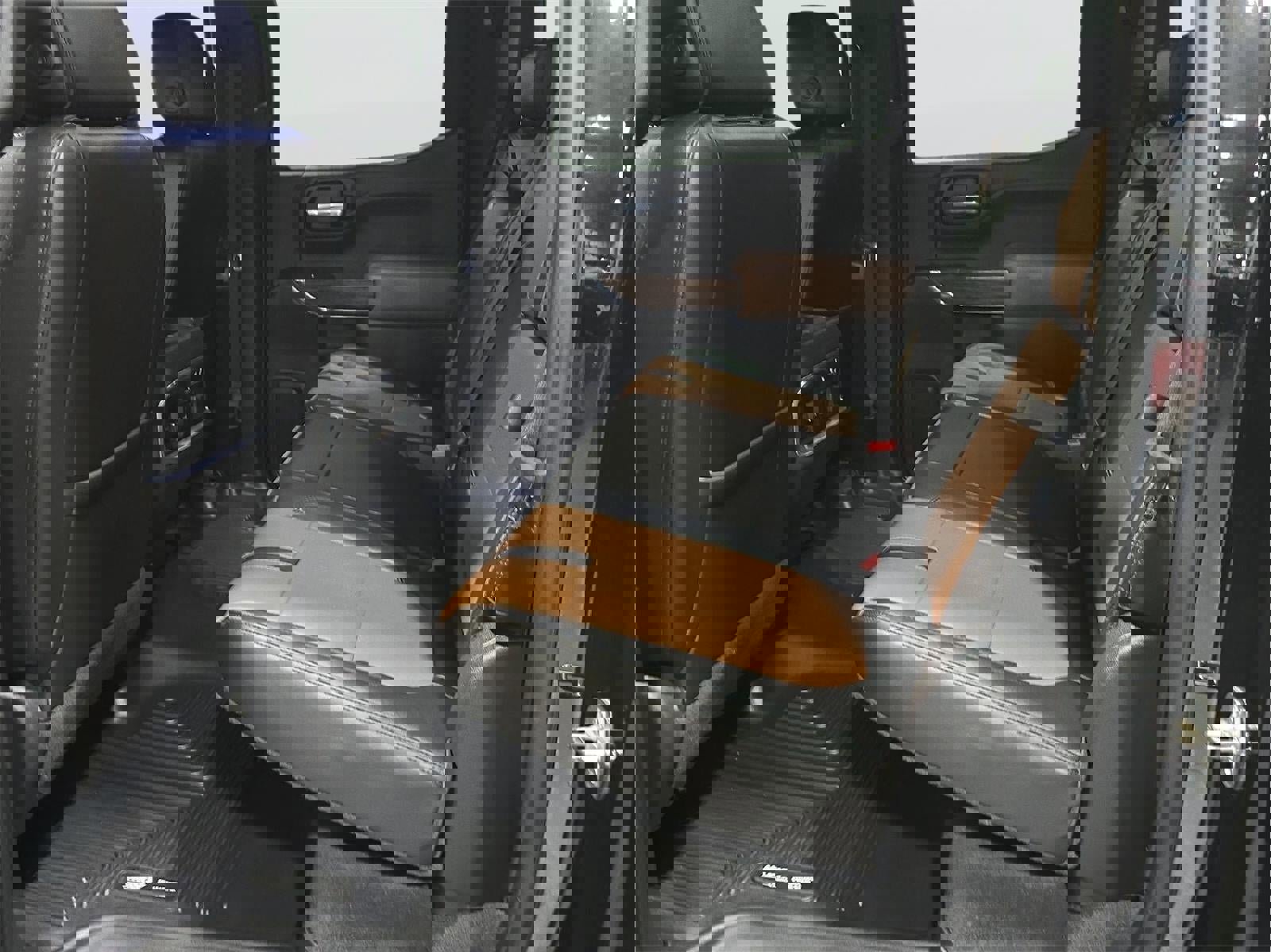 Used 2019 Chevrolet Silverado 1500 High Country w/ Technology Package image 18