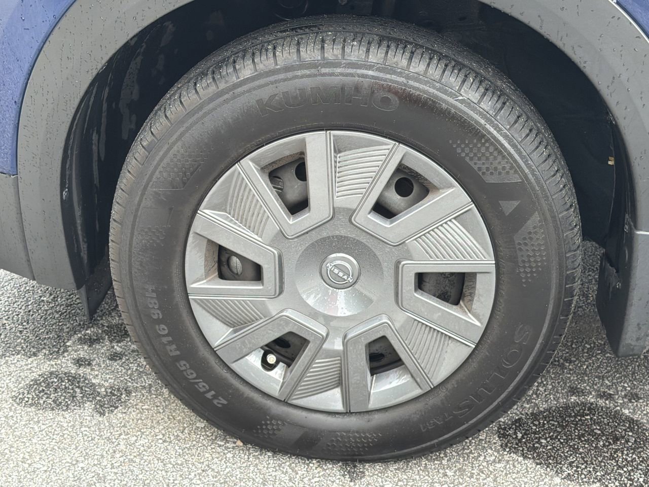 Used 2025 Nissan Kicks S FWD image 28