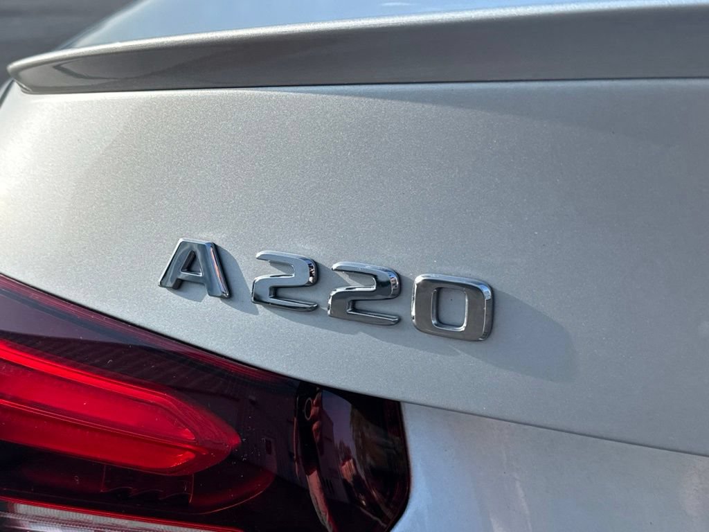Used 2022 Mercedes-Benz A 220 image 10