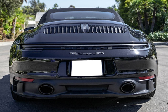 Used 2024 Porsche 911 Cabriolet image 18