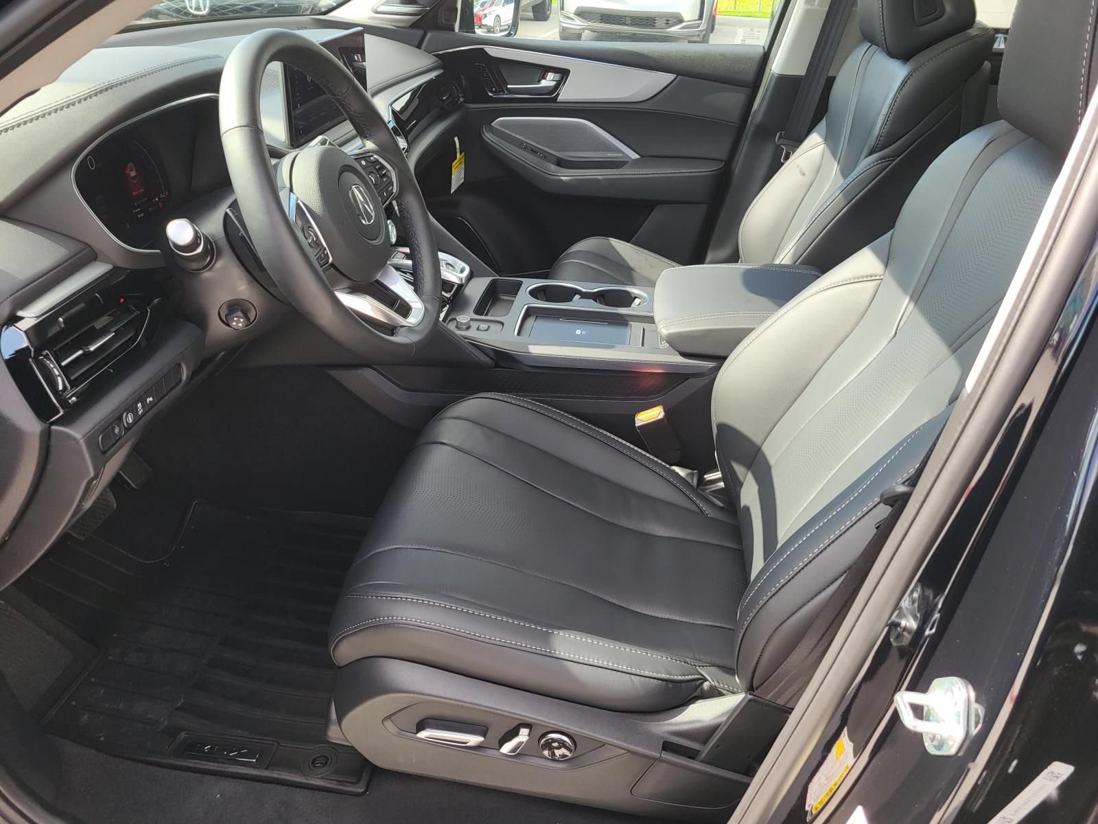 Used 2026 Acura MDX SH-AWD w/ Technology Package image 18