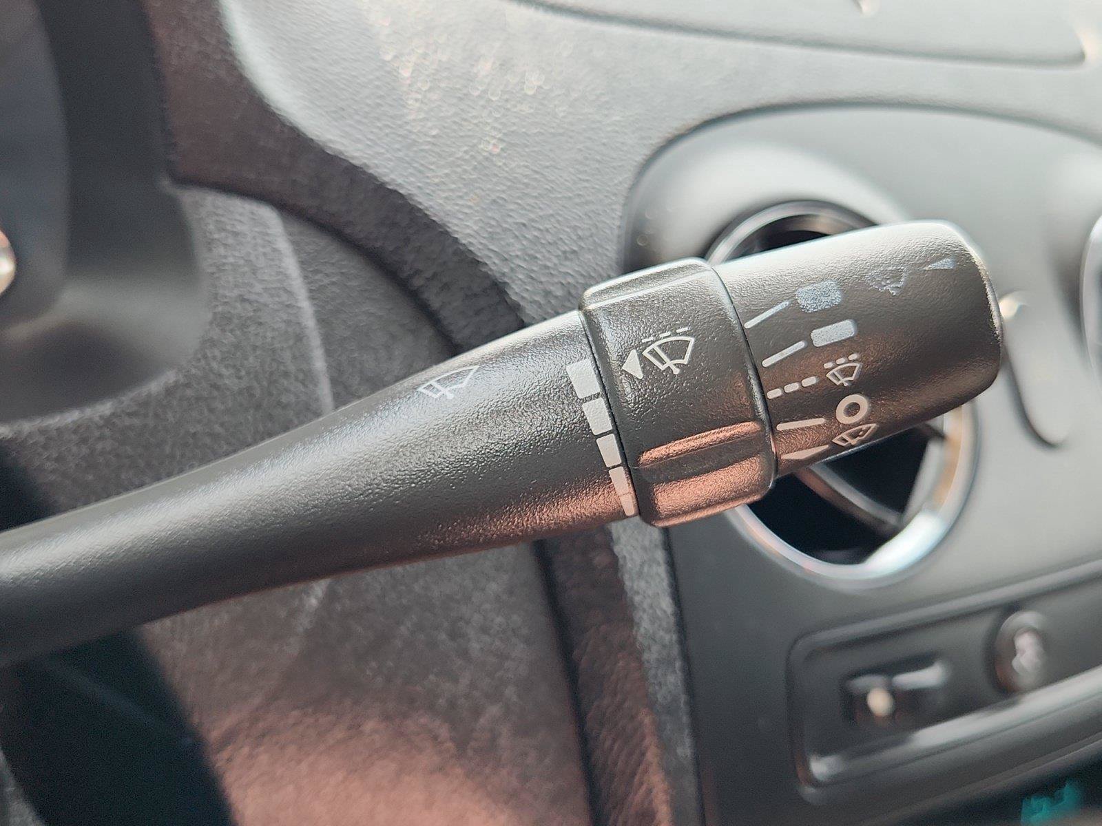 Used 2010 Chevrolet HHR LS FWD image 30