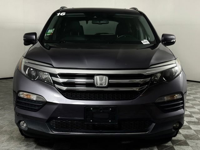 Used 2016 Honda Pilot Touring image 11