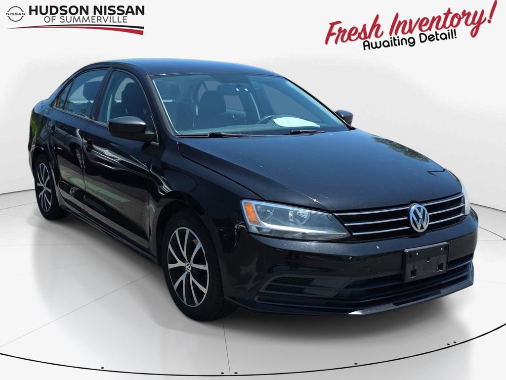 Used 2016 Volkswagen Jetta SE FWD image 1