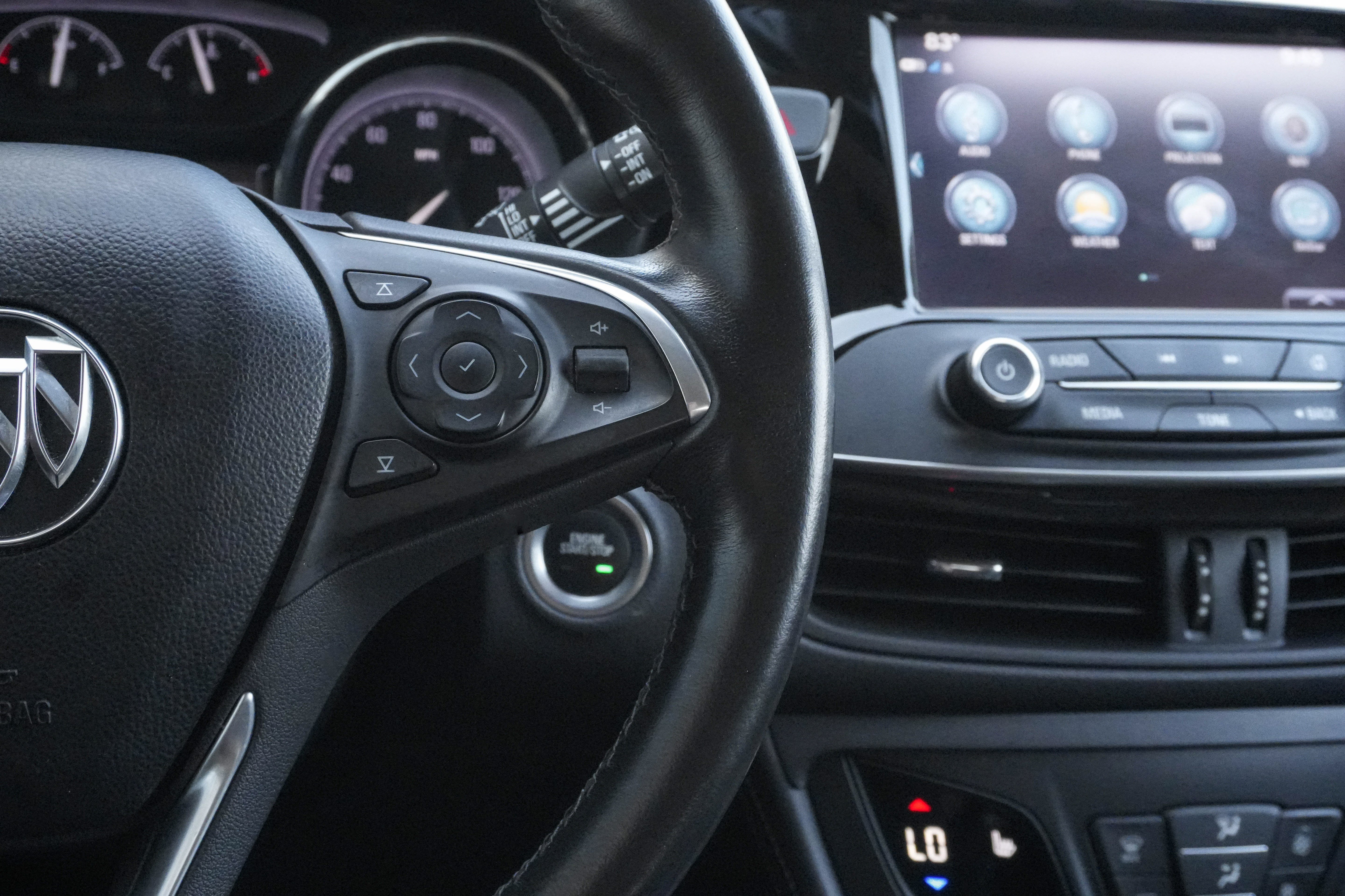 Used 2020 Buick Envision Essence w/ Experience Buick Package FWD image 19
