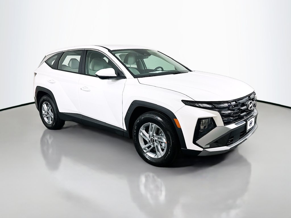 New 2026 Hyundai Tucson SE FWD image 3