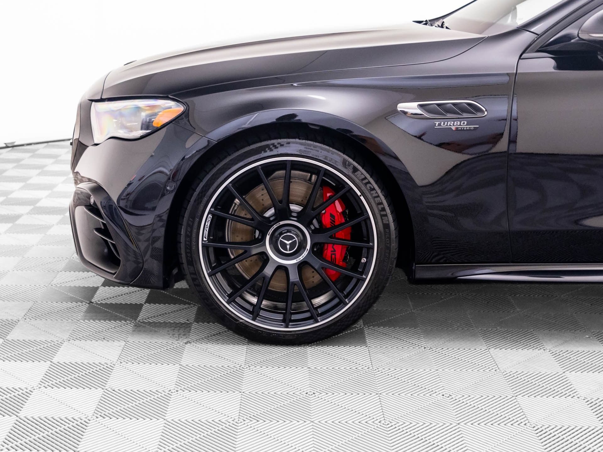 Used 2026 Mercedes-Benz E 53 AMG e 4MATIC Sedan image 36