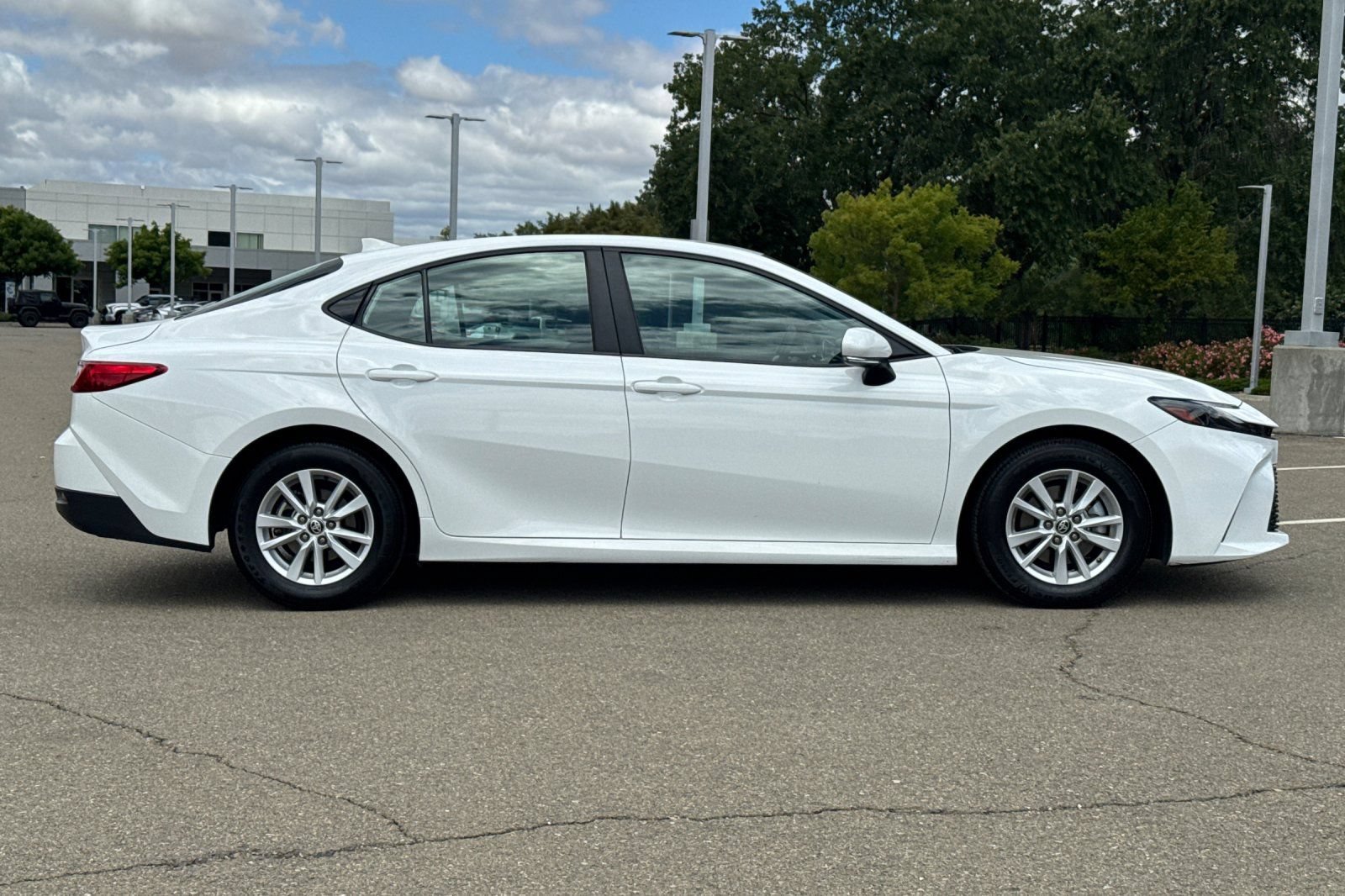 Certified 2025 Toyota Camry LE FWD image 3