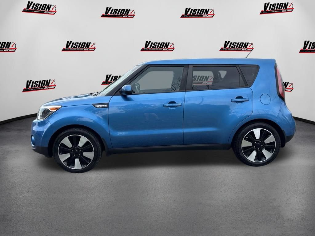Used 2018 Kia Soul + FWD image 9