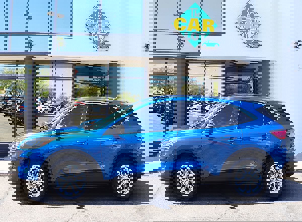 Used 2022 Ford Escape SE image 8