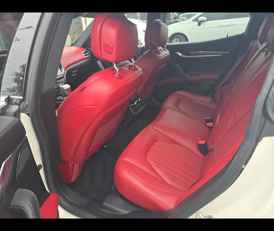 Used 2020 Maserati Ghibli S RWD image 7
