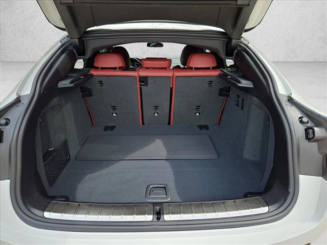 Used 2025 BMW X4 xDrive30i w/ Premium Package image 6