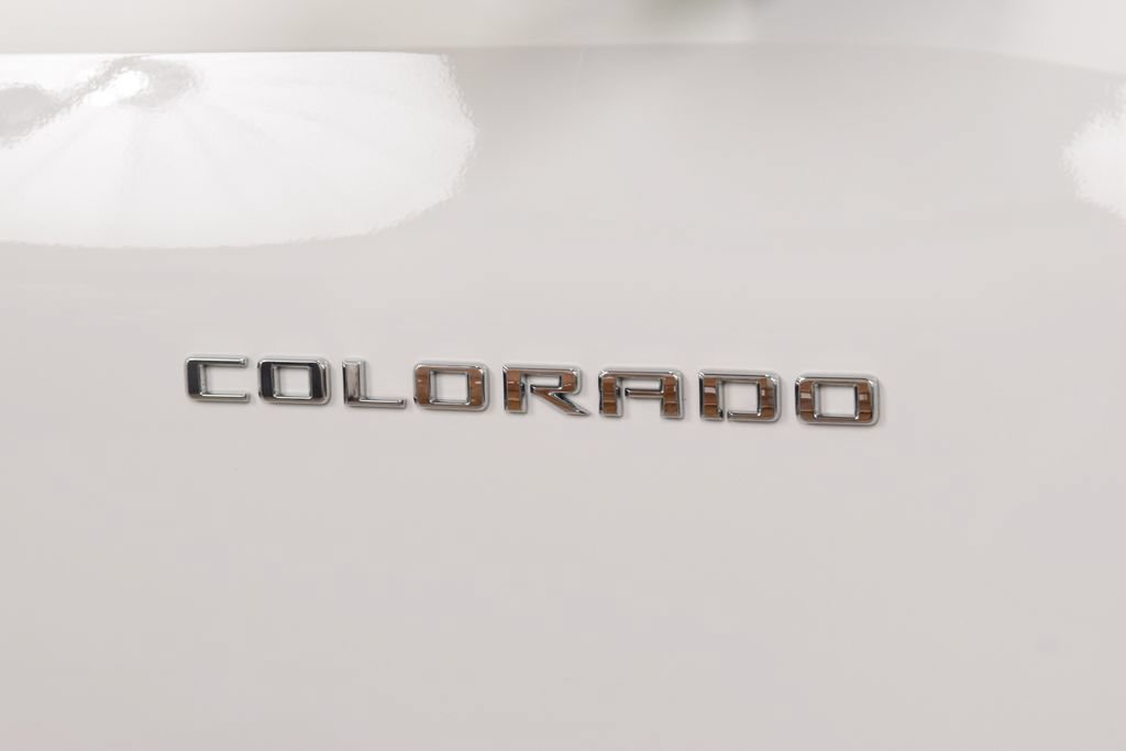 Used 2026 Chevrolet Colorado W/T AWD/4WD image 14