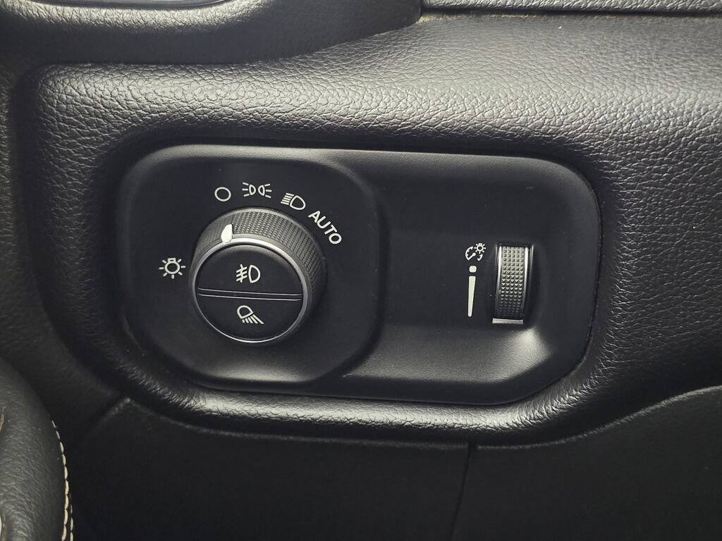 Used 2024 RAM 2500 Big Horn image 26