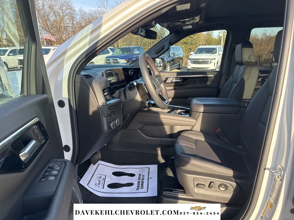 Used 2025 Chevrolet Tahoe RST w/ Comfort Package image 17