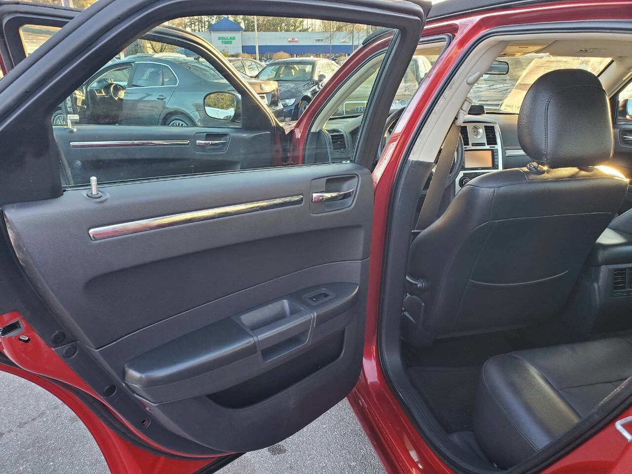 Used 2008 Chrysler 300 Touring image 12